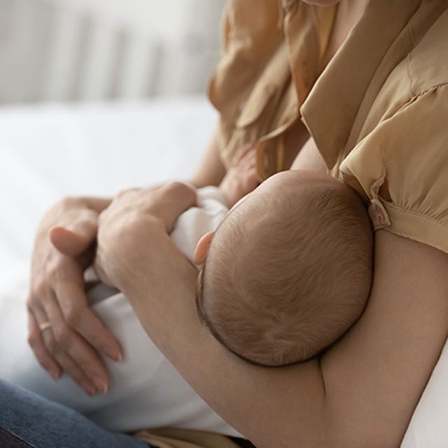 授乳する様子