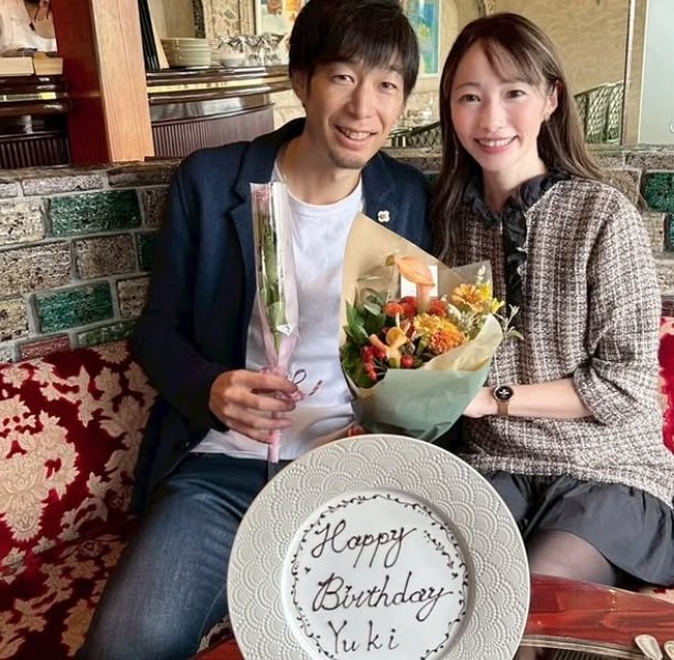 2025年10月、夫で元サッカー選手・小林裕紀さんの誕生日をお祝い