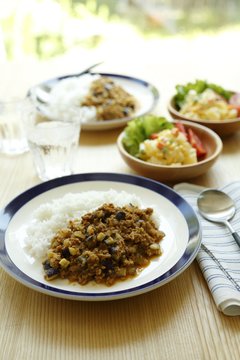 人気ブロガーのレシピ！栄養士そっち～さんの２品献立で残暑の疲れを吹き飛ばそう