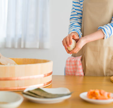 燻製さきいかと白菜漬けのおつまみおにぎりは新たな飯テロの予感!!