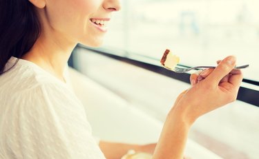 「この食感初めてだ…」スイーツ専門家が選ぶ「最強チーズケーキ」BEST5