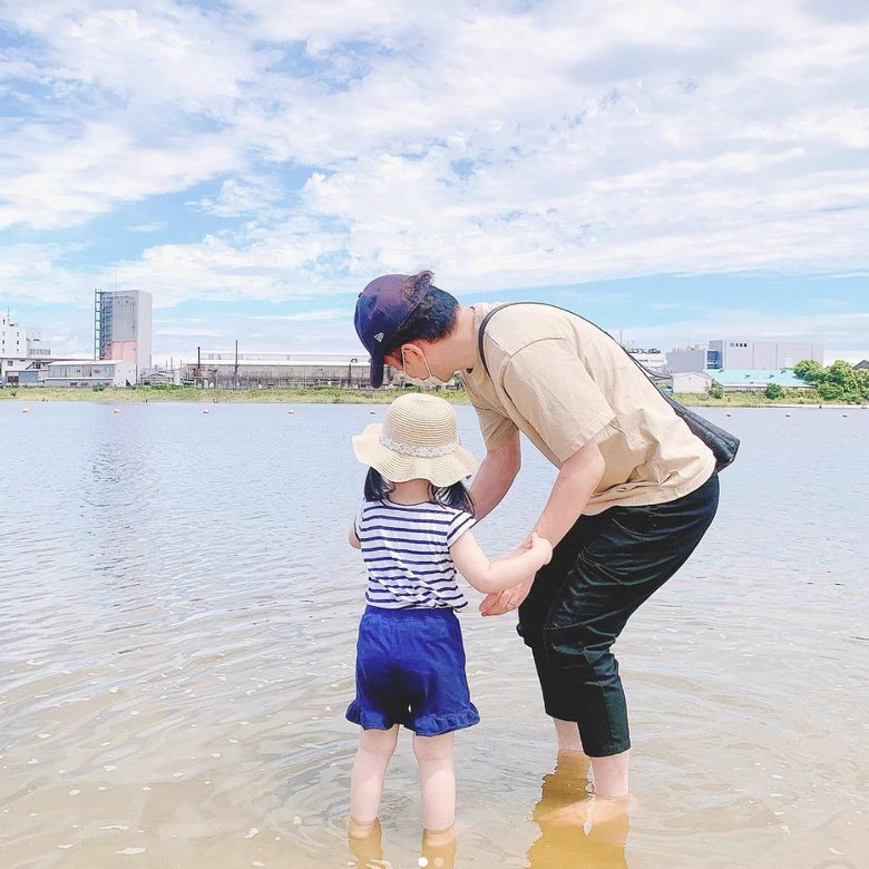 水遊びを楽しむ