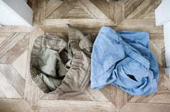 脱ぎ散らかされる服！ベストな予防法を収納のプロが自宅で検証したら