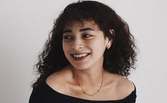 「亡くなった母は20歳サバを読んでいた」海外での卵子提供を経て54歳で高齢出産した女性の半生と看取った娘の「決意」