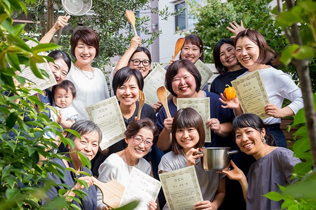 講師養成講座では料理教室でありながらときめいたり、心持ちが変わったという意見も寄せられる