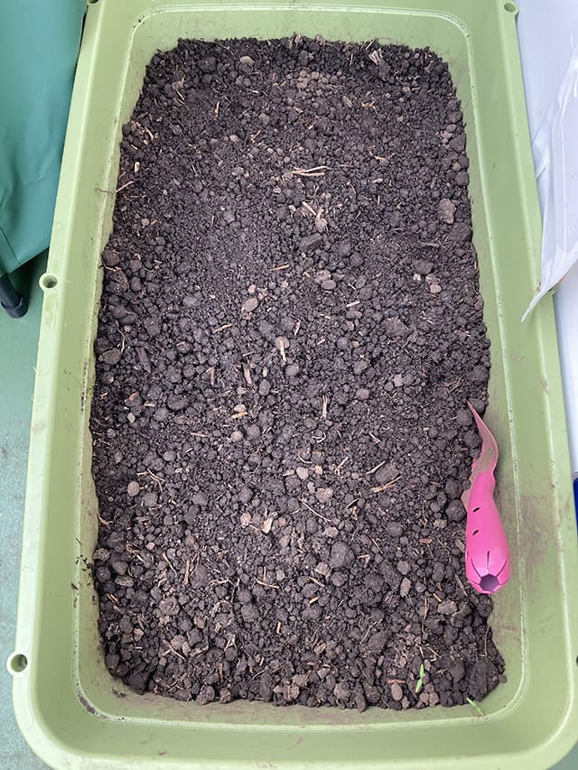 滝沢家の黒土コンポスト