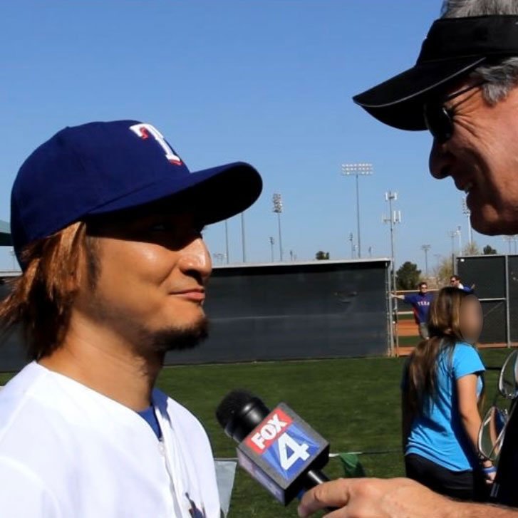 2012年、ミニビッシュとしてFOX-TVの取材に応じる