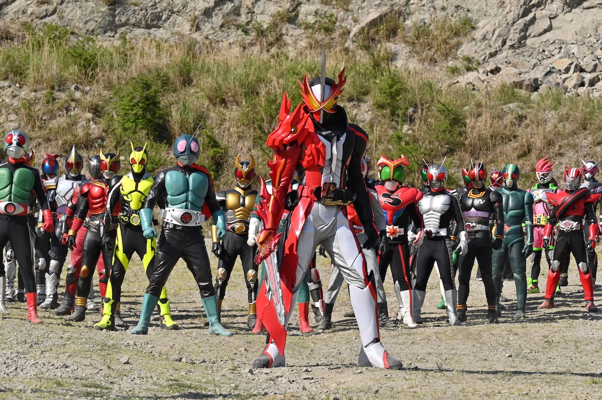 『セイバー+ゼンカイジャー スーパーヒーロー戦記』集合写真