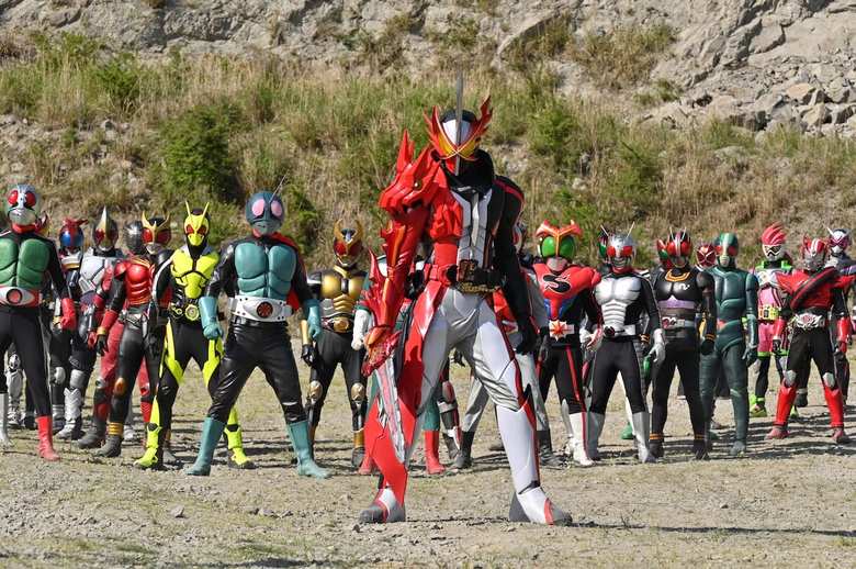 『セイバー+ゼンカイジャー スーパーヒーロー戦記』集合写真