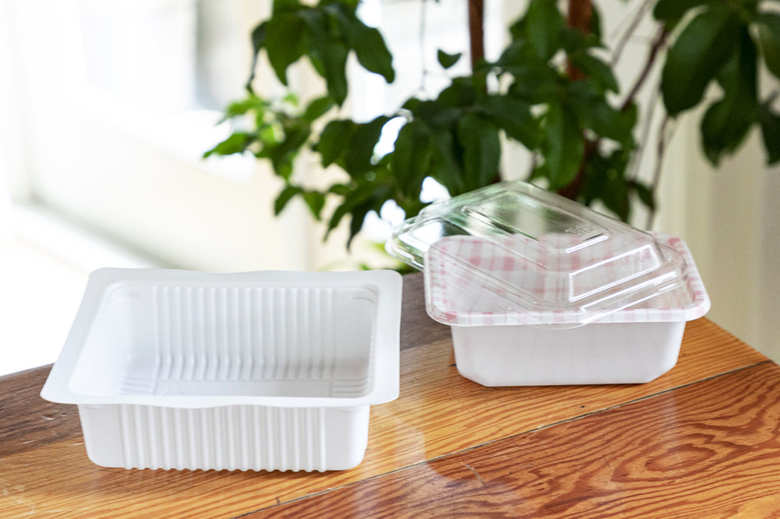 水耕栽培に使う容器