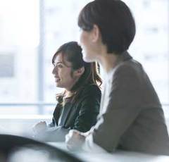 心理カウンセラーも使う！職場関係が好転するコミュニケーション技法