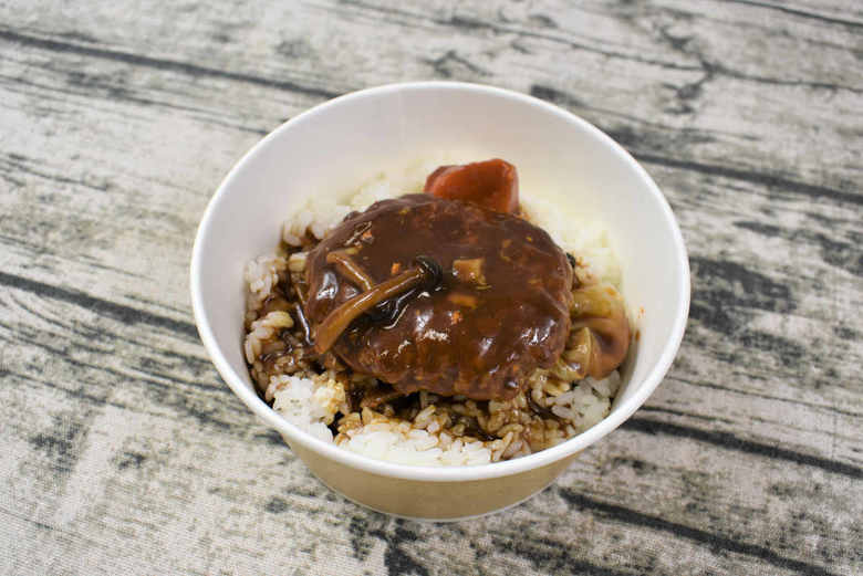 セブンイレブンのおすすめランチ「ジューシーハンバーグ 3種きのこのロコモコ丼」の食レポ画像