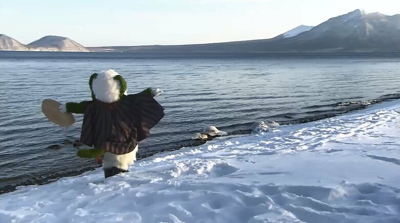 一人称は「あっし」。いろいろなところをフラフラ旅する「旅がらすワン太郎」美しい日本の景色が大好き（C）NHK.NED