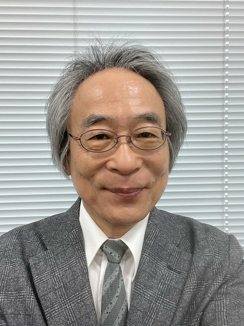 お話を伺った教育評論家の親野智可等さん