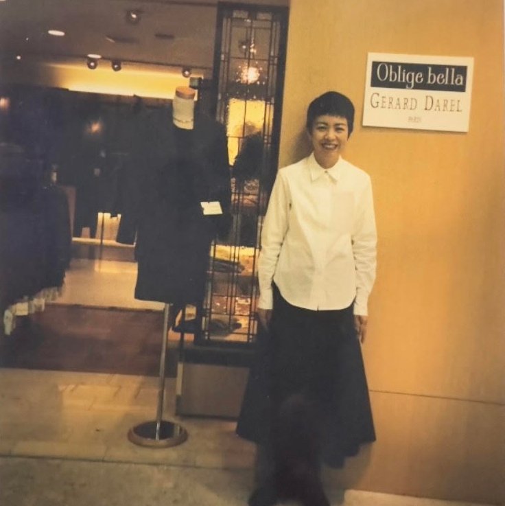 百貨店に勤務していた当時のロコリさん