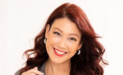 LiLiCo「子どもの頃から母に複雑な感情を持っていた」親の離婚に弟の世話、最期まで理解できなかった親子関係