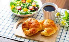 人気店のパンをネットでお取り寄せ!?「ギネス記録のカレーパン…気になる！」