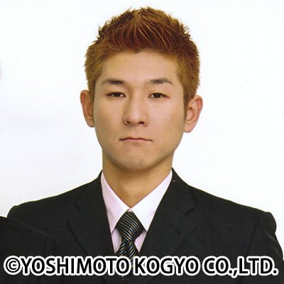 デビュー当時の哲夫さん（写真提供：吉本興業株式会社）