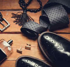 夫が管理職に昇進…お祝いに３万円の鞄は40代には安っぽい？