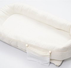 持ち運びできるベビーベッド！ 狭い家でも場所を取らない「いつもいっしょベッド」