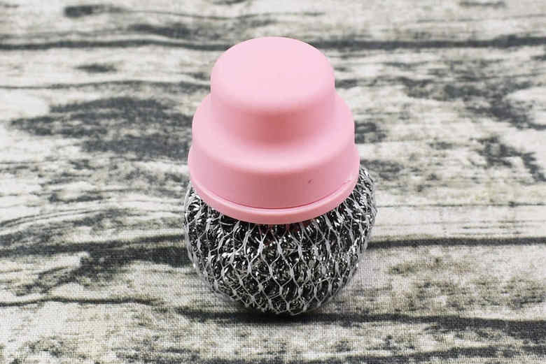 セリアの人気商品「とって付ステンレスたわし」の実物画像