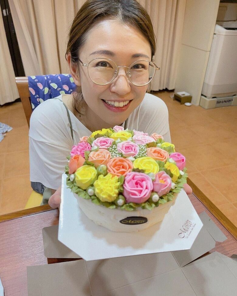 タイで家族から母の日のお祝いをしてもらったときの1枚。とっても幸せそう！