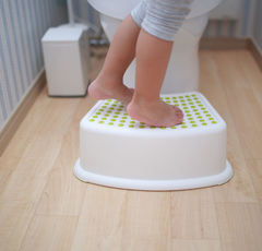 トイレトレーニングの意欲を高める！チャンカワイ家の「トイ列車」