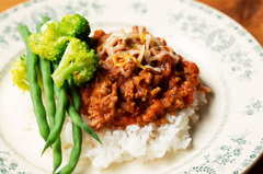 タサン志麻さんの「お肉たっぷりボロネーゼ丼」レシピ