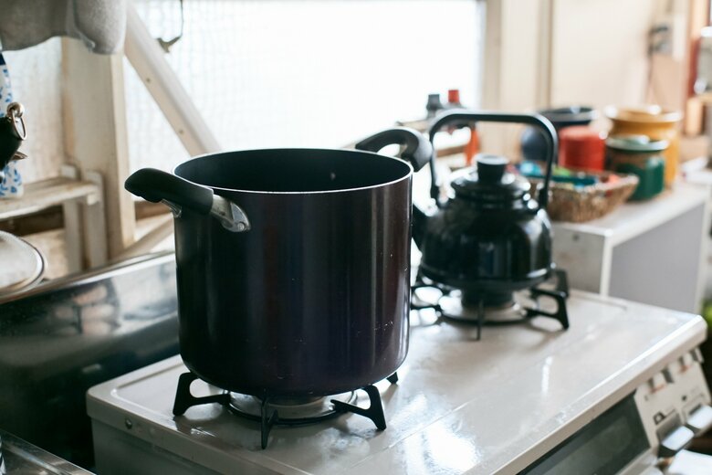 ▲志麻さんが使っている大きな寸胴鍋。直径はないが、しっかりした深さがあり、麺などがゆでやすい。