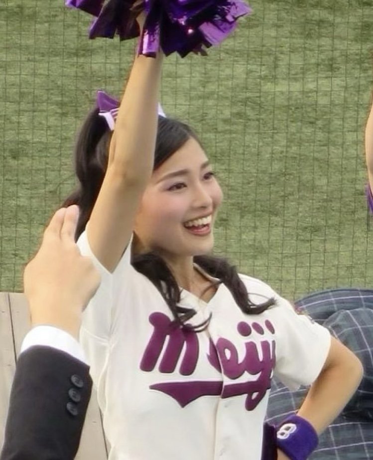 明大チア時代の土屋さん