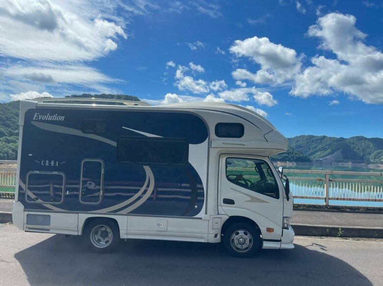 愛用キャンピングカーはナッツRVの「クレア」