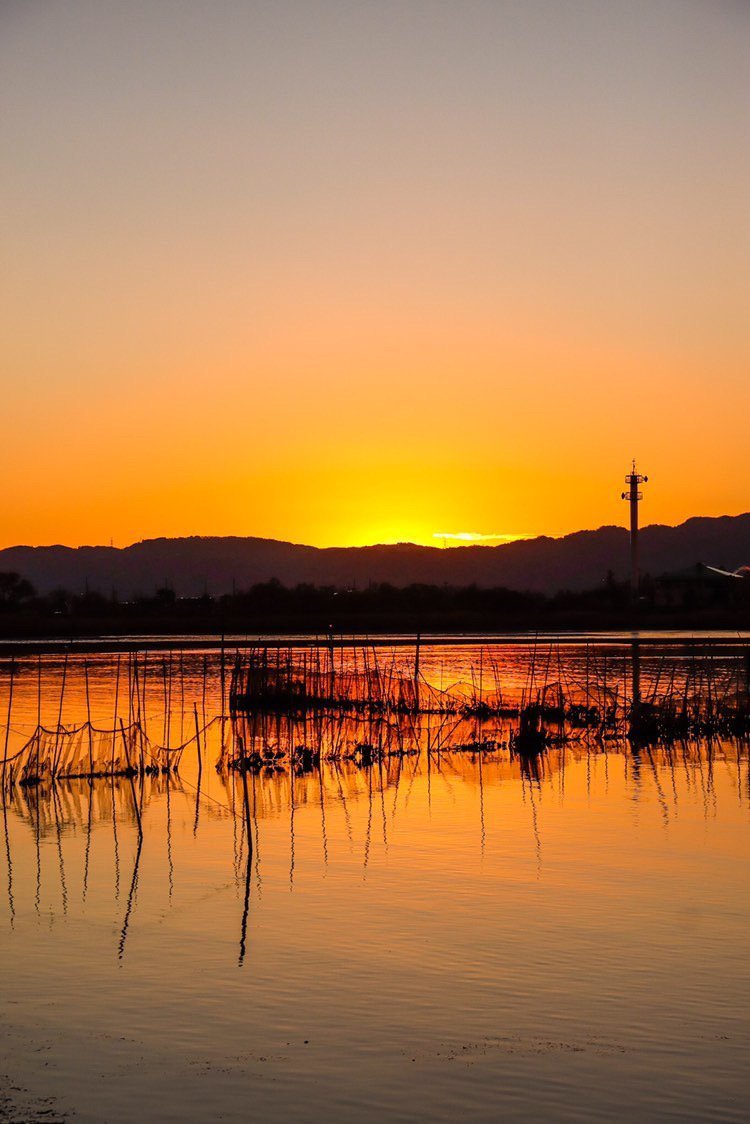 「琵琶湖沿いの夕暮れから夜にかけての景色がおすすめです」と谷坂さん