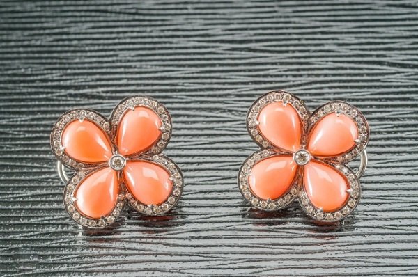 ママにぴったりの韓国アクセサリーの画像