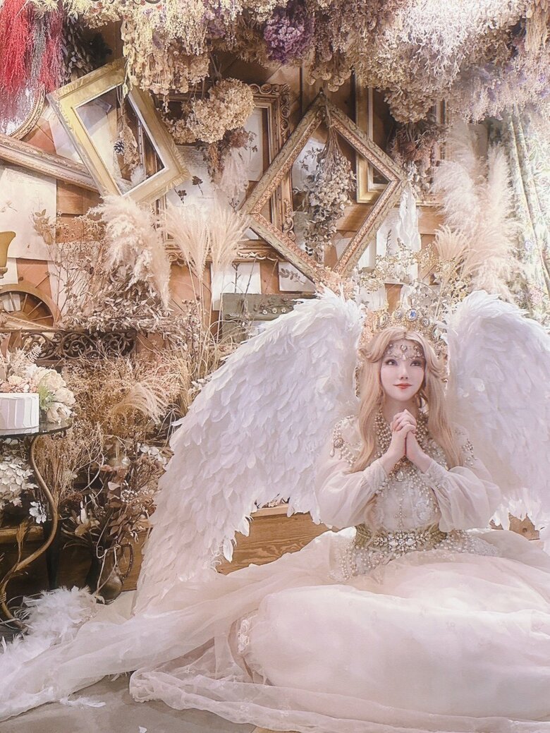 創作大天使ミカエルのコスプレ