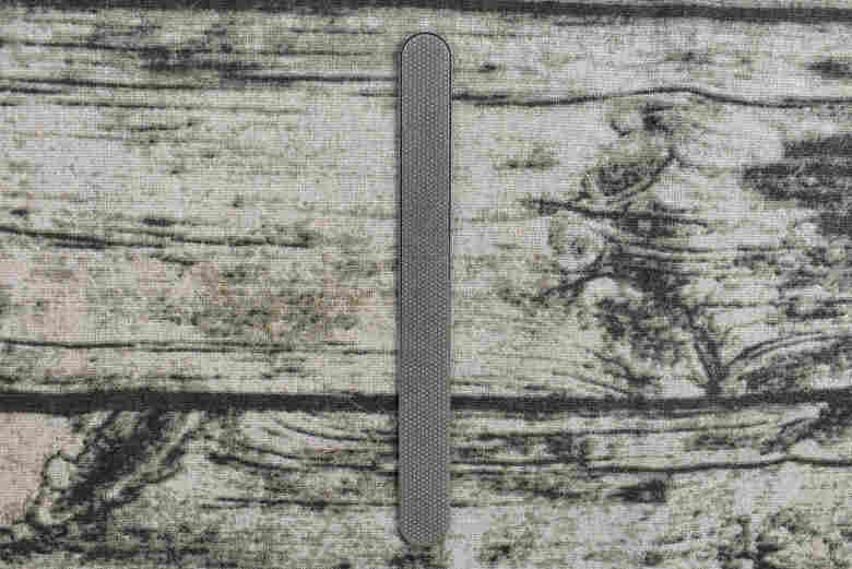 ダイソーのおすすめ商品「丈夫で長もち爪やすり」のパッケージ画像2