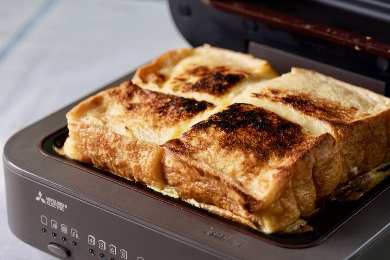 ▲4枚切りの食パンを使ったボリューミーなフレンチトーストが完成。おいしそうな焼き目が両面に付いた