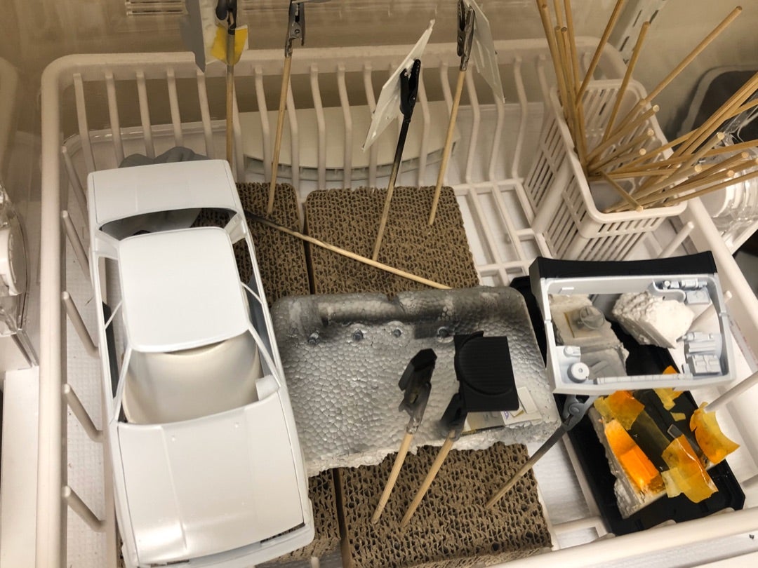 三山ひろしさんのプラモデルの組み立て用具