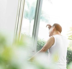 時代錯誤の祖父母による孫差別！「お年玉なし」「娘の子と比べてけなす」…もう許せない！