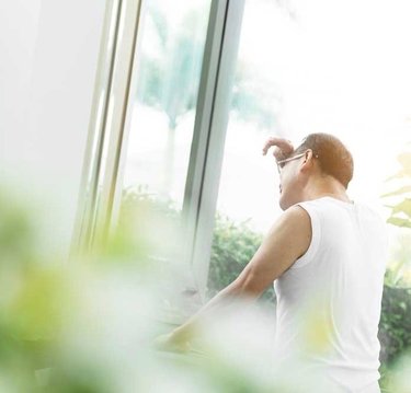 時代錯誤の祖父母による孫差別！「お年玉なし」「娘の子と比べてけなす」…もう許せない！