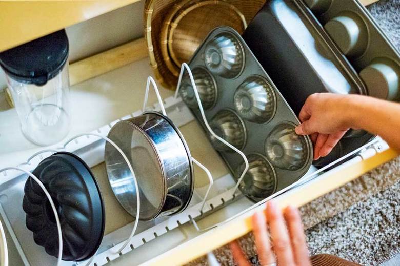 ▲ざるボウルフライパンスタンド（ZF-540） 1195円（税抜）