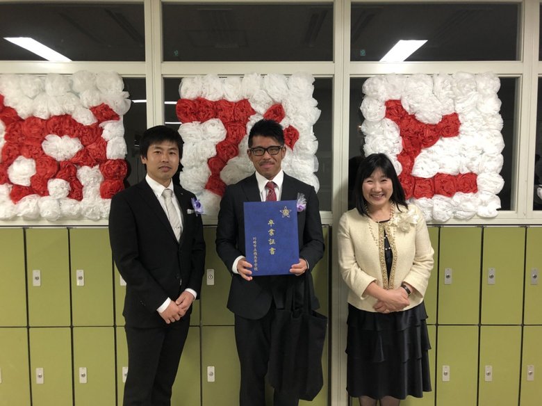 定時制高校時代の恩師と。パッと見は同年代