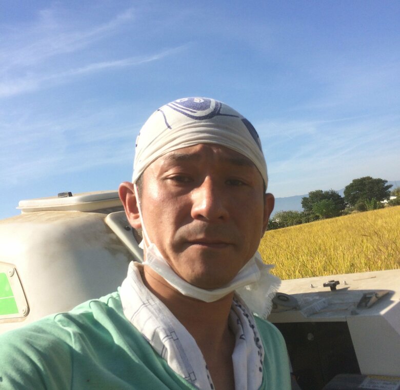 農作業をする姿が板につく哲夫さん