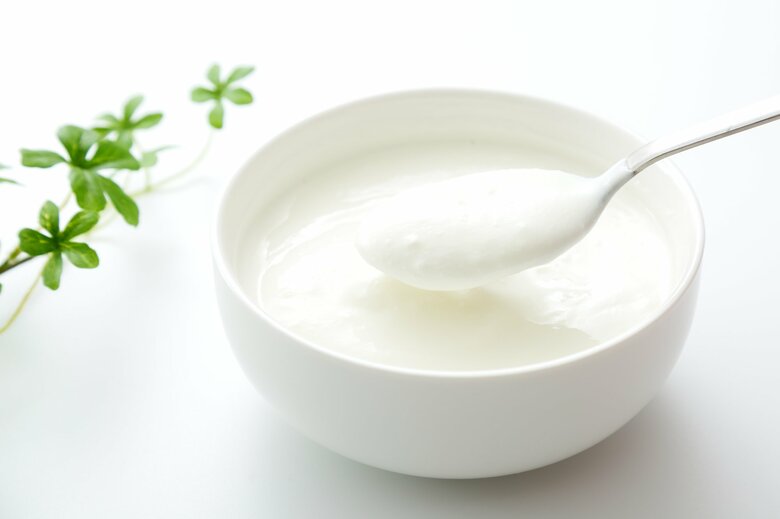 下痢や便秘の原因に？過敏性腸症候群（IBS）を起こす恐れのある食べ物1（ヨーグルト）