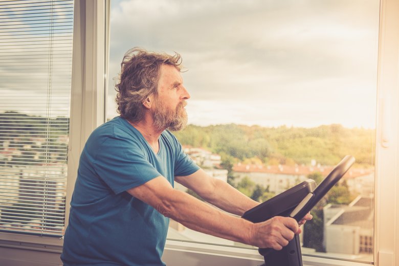 iStock.com/AlenaPaulus