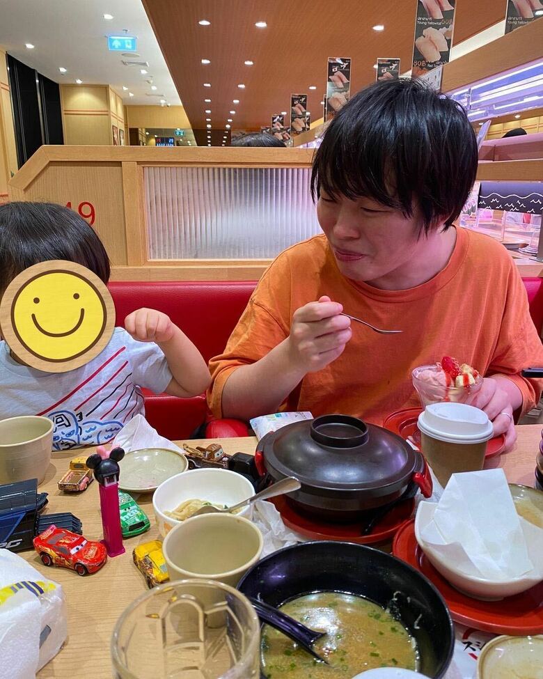 現地の回転ずしチェーンで日本食を食べることもできるそう