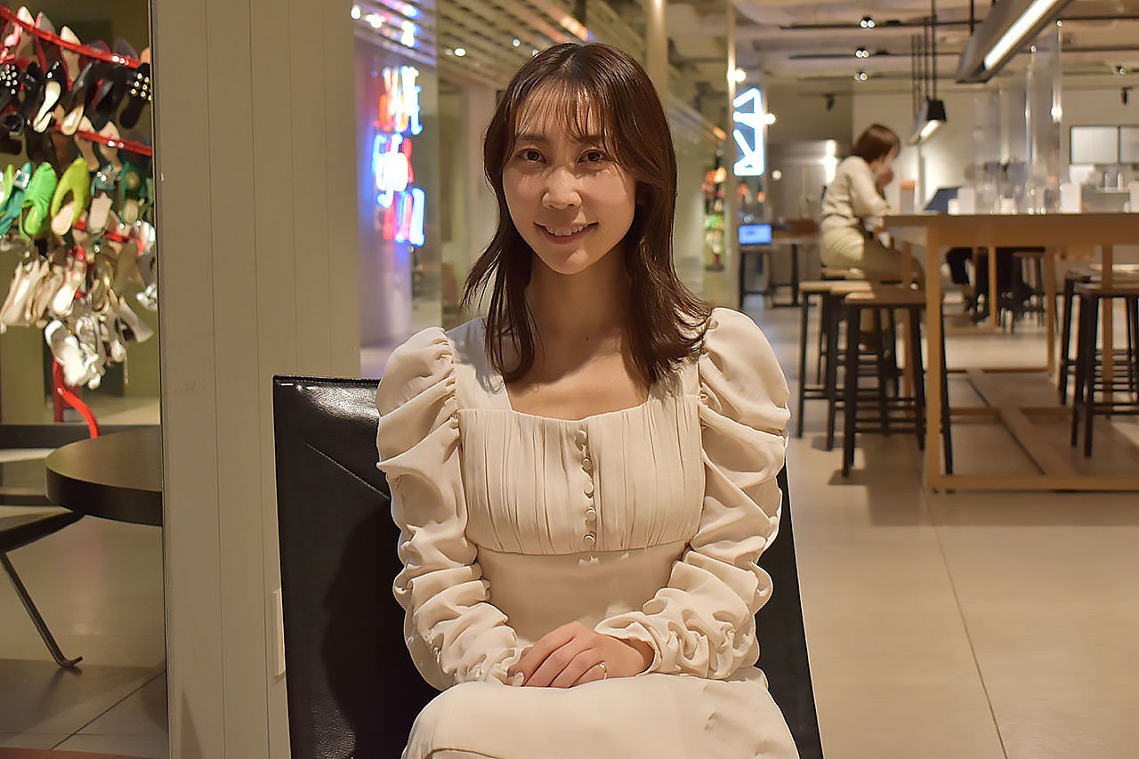 元AKB48の近野莉菜さん