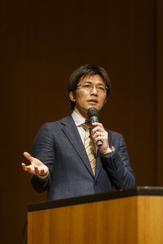 妻のおかげで夢がかなう」気象予報士・斉田季実治「別々に暮らした6年」がいまにつながる｜CHANTO WEB