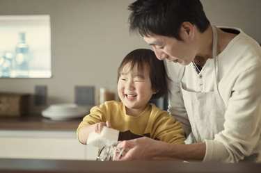 夫が〝専業主夫〟になって気づいた…働く妻に「やる気を出させる」すてきな魔法