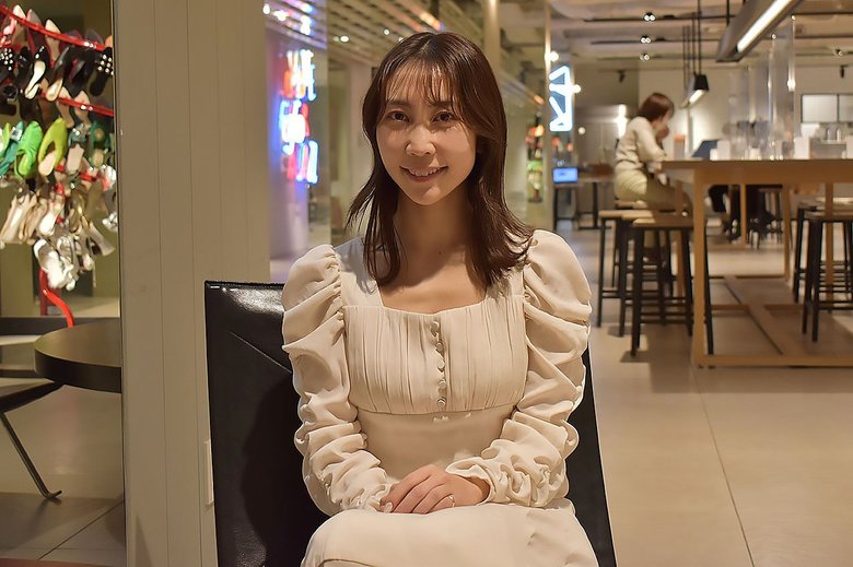 元AKB48の近野莉菜さん