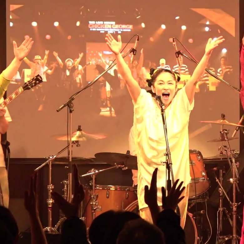 2022年4月、再結成後に始めたインスタグラムに初投稿した1枚（「モダンチョキチョキズ」公式Instagramより）